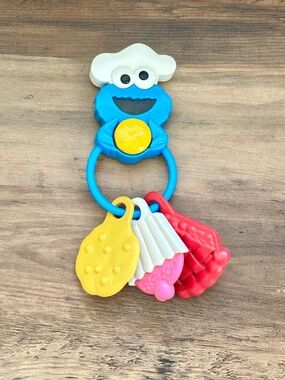 VINTAGE Sesame Street Cookie Monster Baby Rattle Teether Activity Toy Tyco 1995